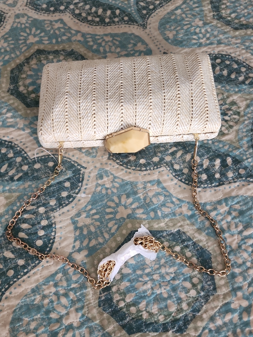 Ivory Woven Evening Clutch with Faceted Stone Clasp and Gold Shoulder Chain NWOT